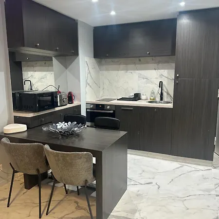 Position Croisette Martinez ! 150m From The Completely Renovated ! 아파트 *