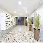 Position Croisette Martinez ! 150m From The Completely Renovated ! *