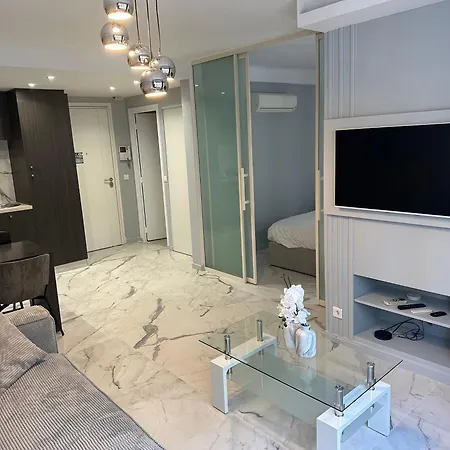 アパート Position Croisette Martinez ! 150m From The Completely Renovated ! *